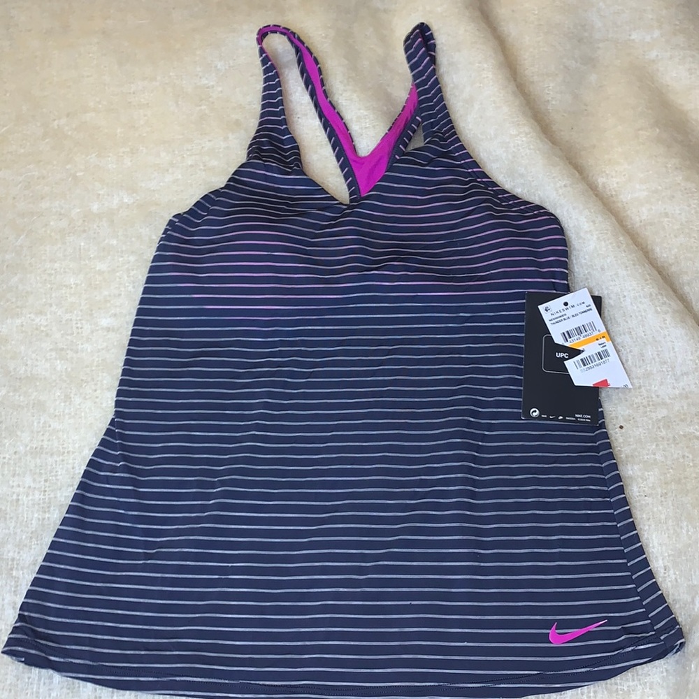 NWT Nike small tank